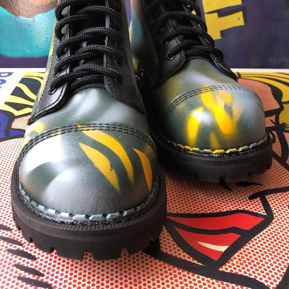 BNIB Wearable Art - leather military-style boots, 8US mens - Picture 3 of 4